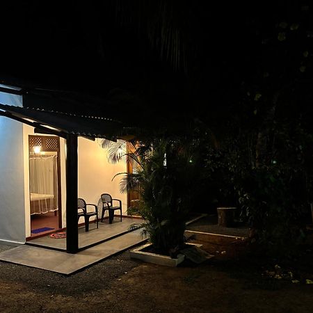 Ima House Dickwella Exterior foto